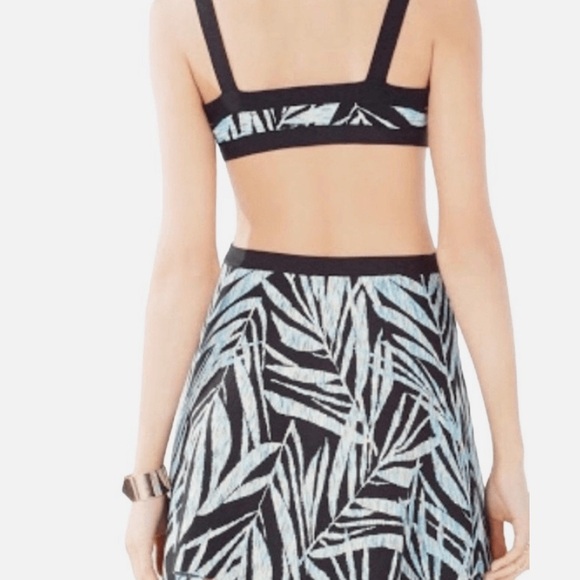 BCBGMAXAZRIA Tropical Leaf Print Cutout Dress, Size Small - Picture 3 of 7